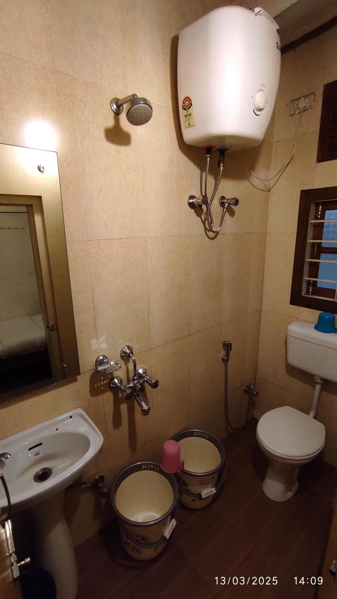 Baba Tourist Lodge Shillong Dış mekan fotoğraf